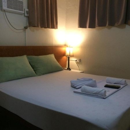 Crisfil'S Lodge Incorporated Dumaguete City Bagian luar foto