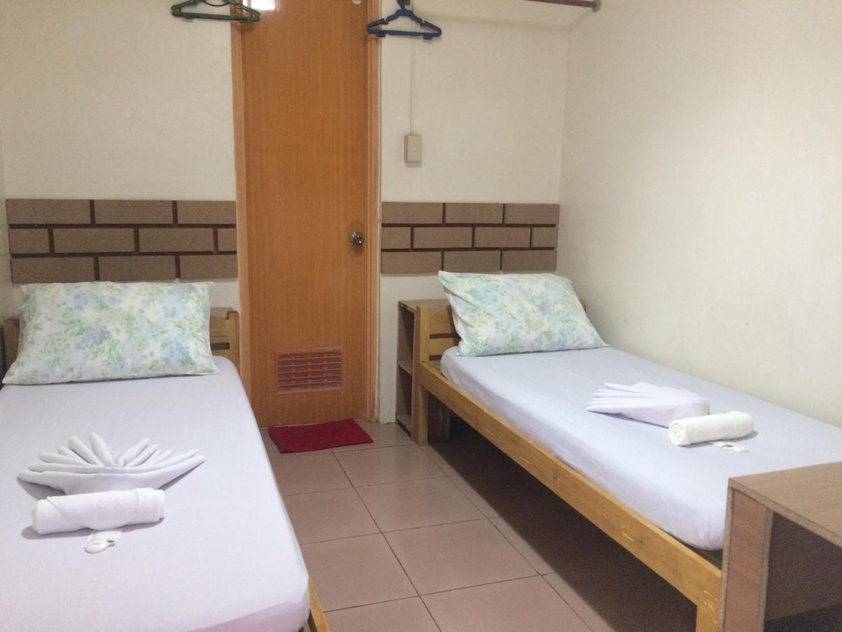 Crisfil'S Lodge Incorporated Dumaguete City Bagian luar foto
