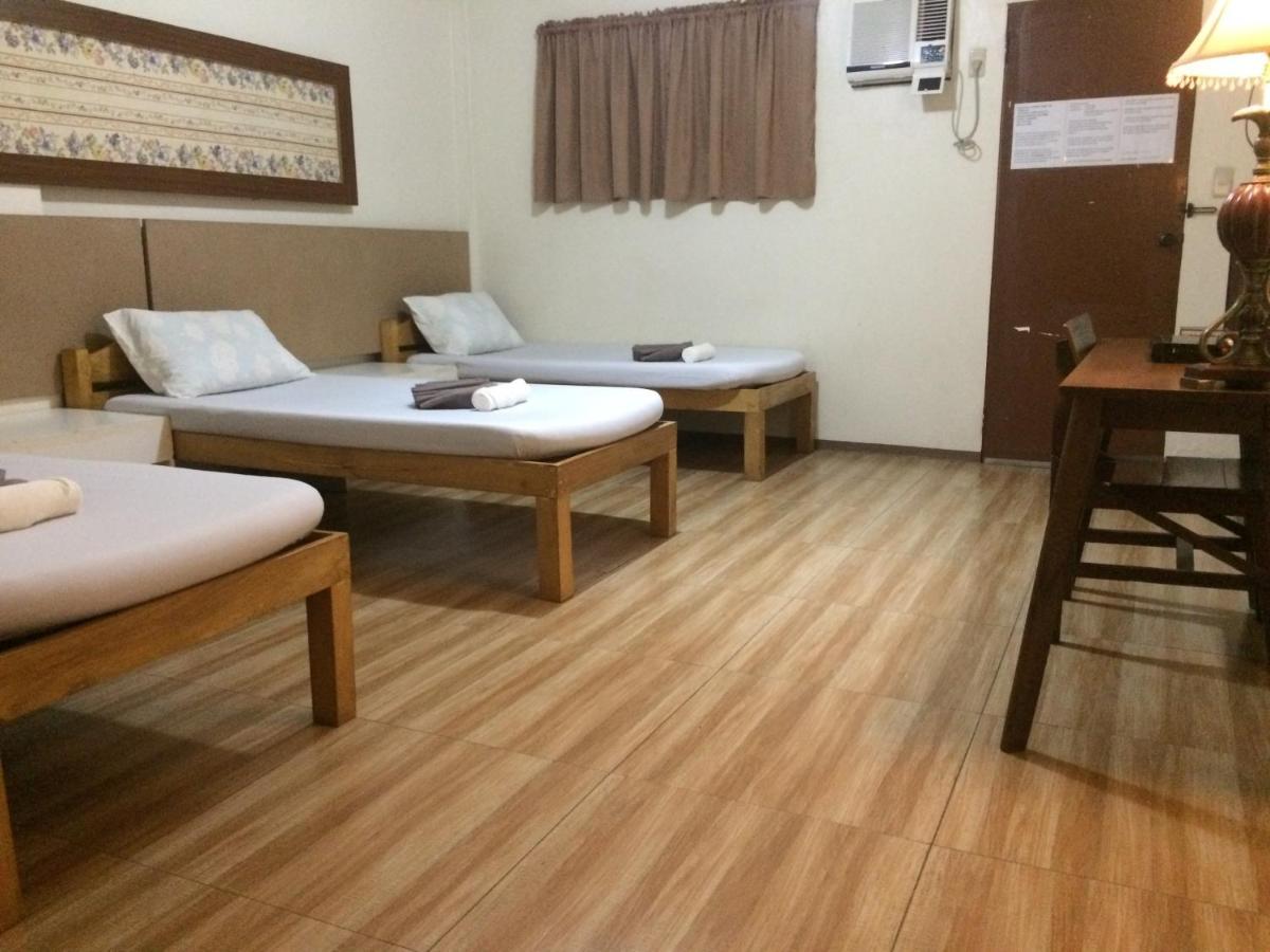 Crisfil'S Lodge Incorporated Dumaguete City Bagian luar foto